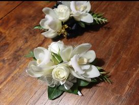 Corsage
